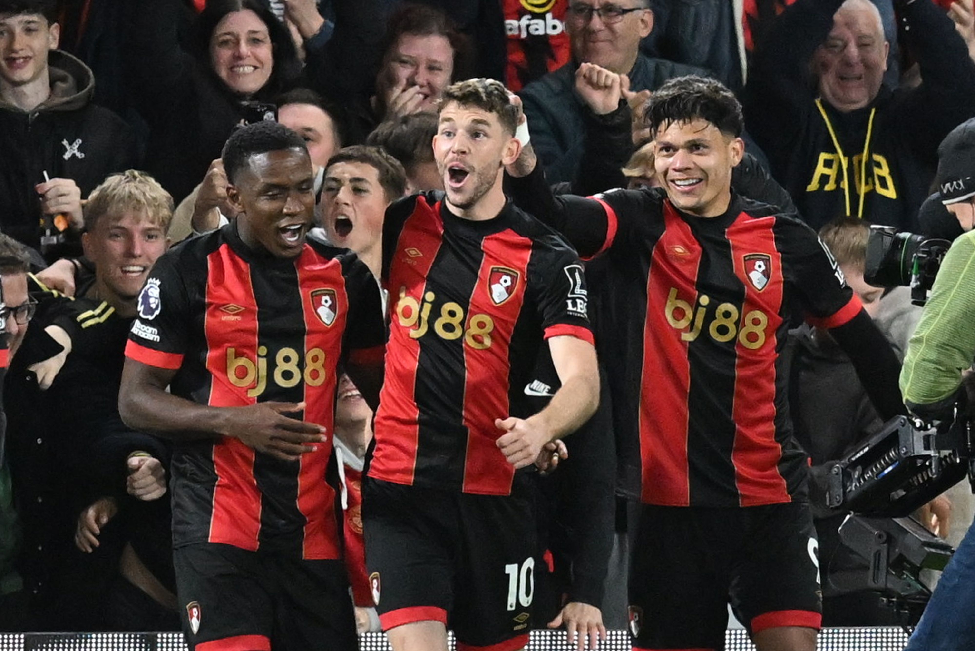 关于伯恩茅斯客场告捷,重获保级希望的信息 关于伯恩茅斯客场告捷,重获保级希望的信息