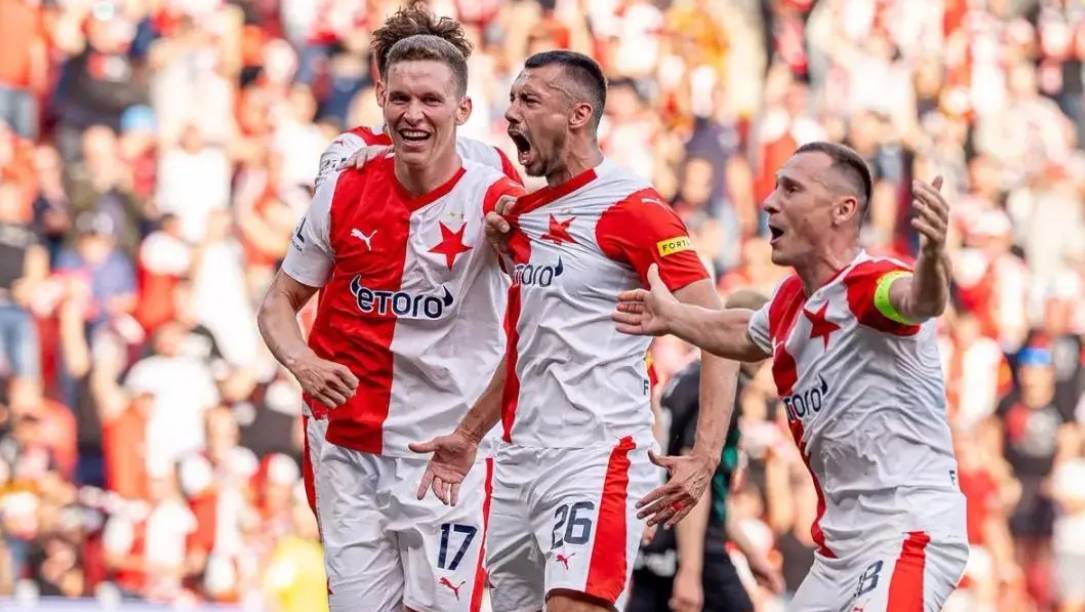 里尔俱乐部的新战术受到了好评 里尔俱乐部的新战术受到了好评