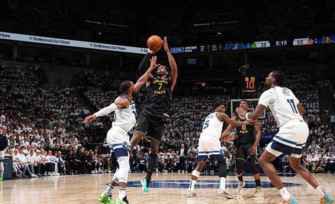 世界篮球赛事火力全开,全球球迷热议的简单介绍 世界篮球赛事火力全开,全球球迷热议的简单介绍