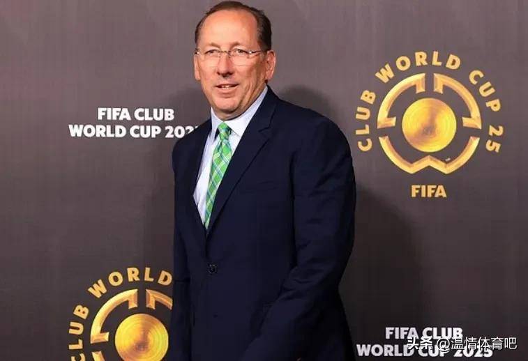 里昂球员意外庆祝破蛋,赛后道歉 里昂球员意外庆祝破蛋,赛后道歉