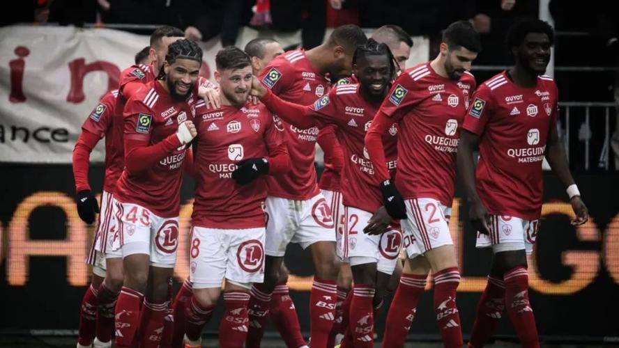 南特备战布雷斯特,全力备战 南特备战布雷斯特,全力备战