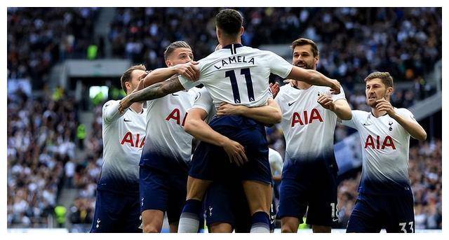 莱切在主场大胜桑普多利亚,强势反弹 莱切在主场大胜桑普多利亚,强势反弹