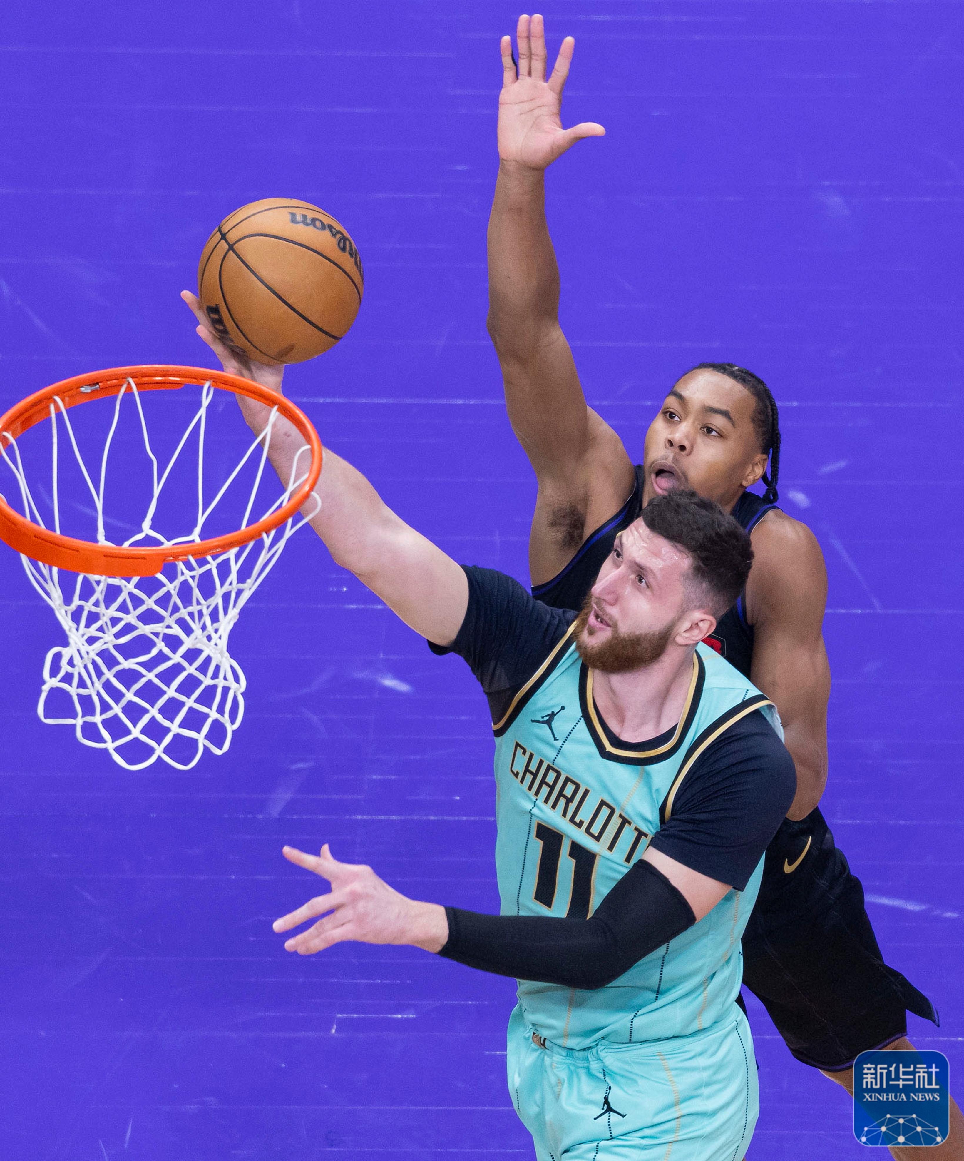 猛龙击败步行者,挺进季后赛 猛龙击败步行者,挺进季后赛