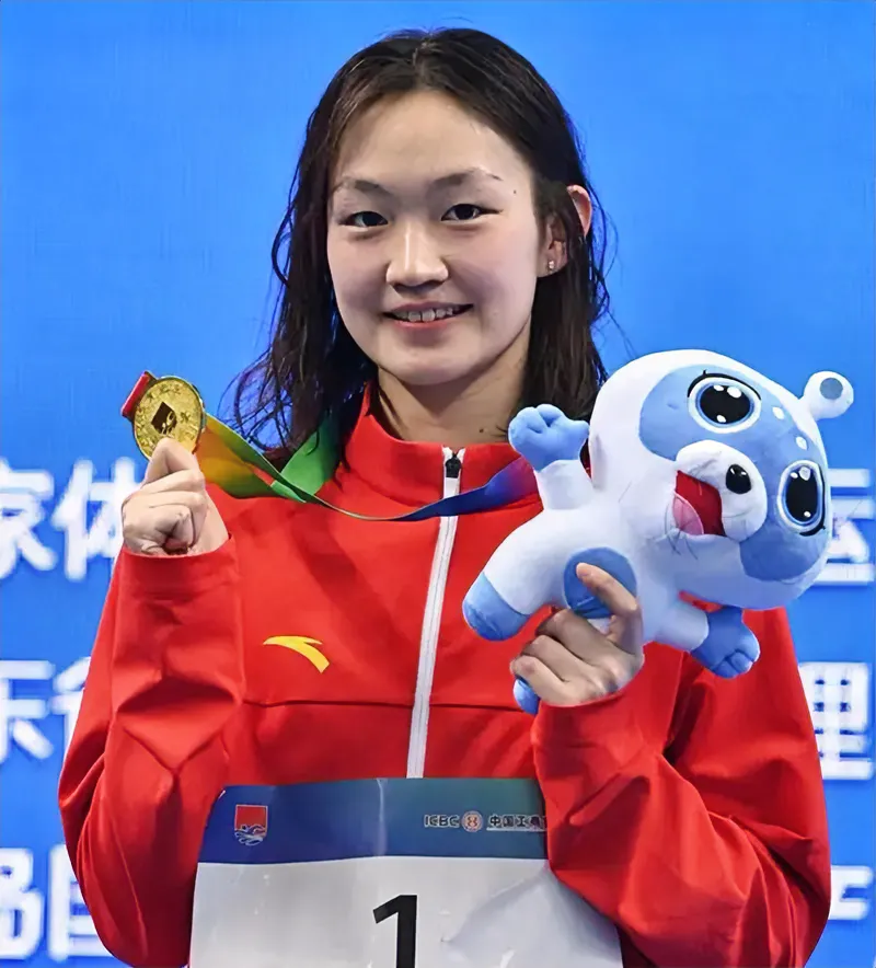 PG电子官方-女子游泳：中国新秀突破个人记录夺冠的简单介绍