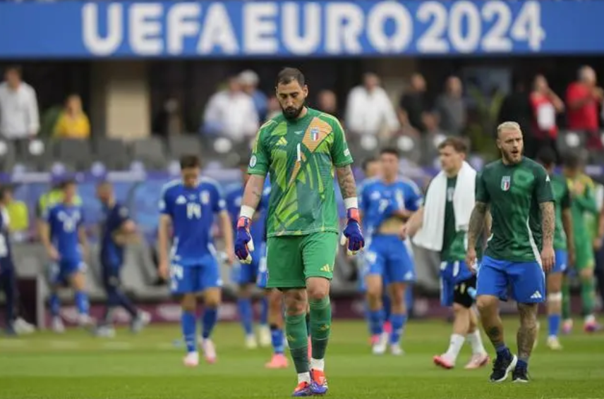 意大利队受挫,以-不敌瑞士在欧洲杯预选赛中遭淘汰 意大利队受挫,以-不敌瑞士在欧洲杯预选赛中遭淘汰