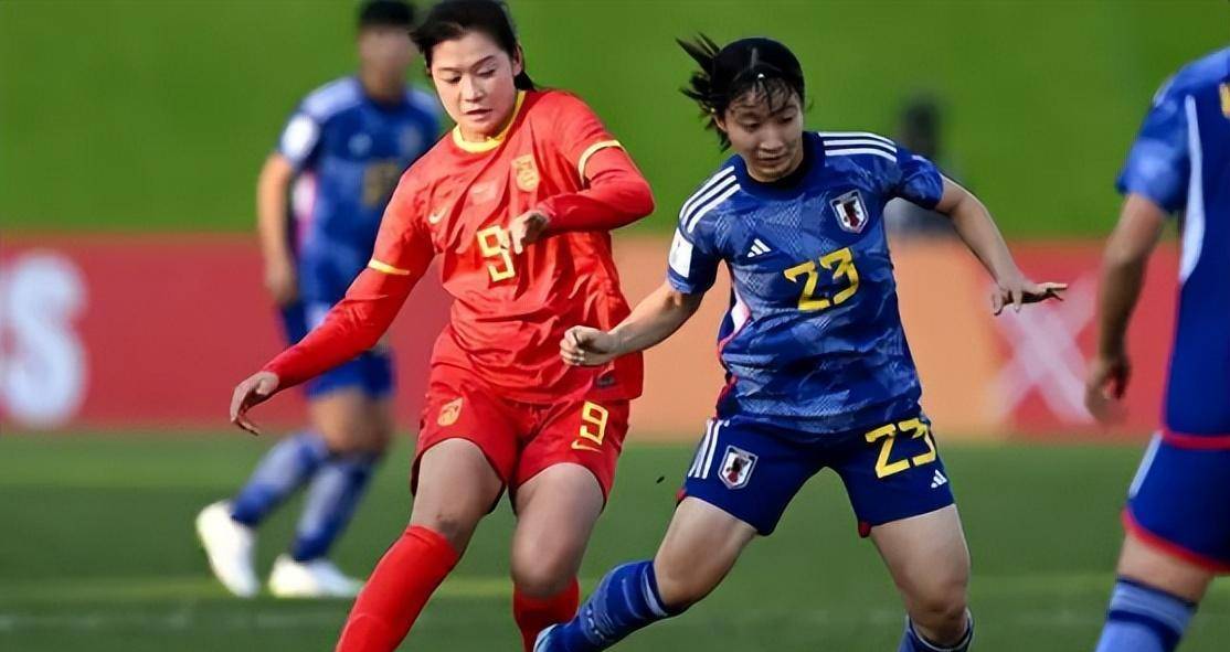 南非女足在比赛中展现出顽强的战斗精神 南非女足在比赛中展现出顽强的战斗精神