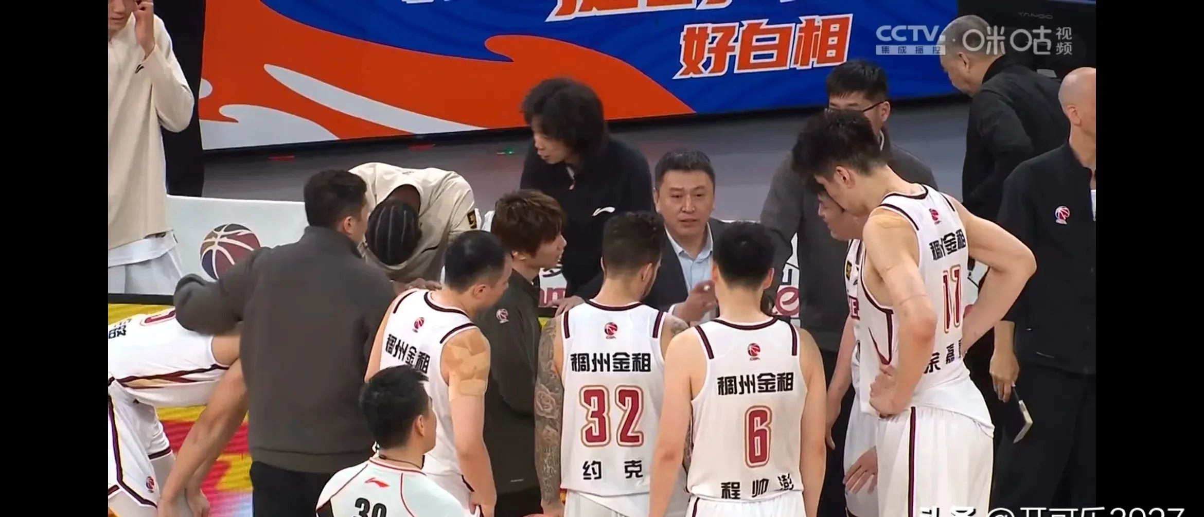 PG电子官网入口-瓦拉霍斯主场胜利，守住三分保持连胜