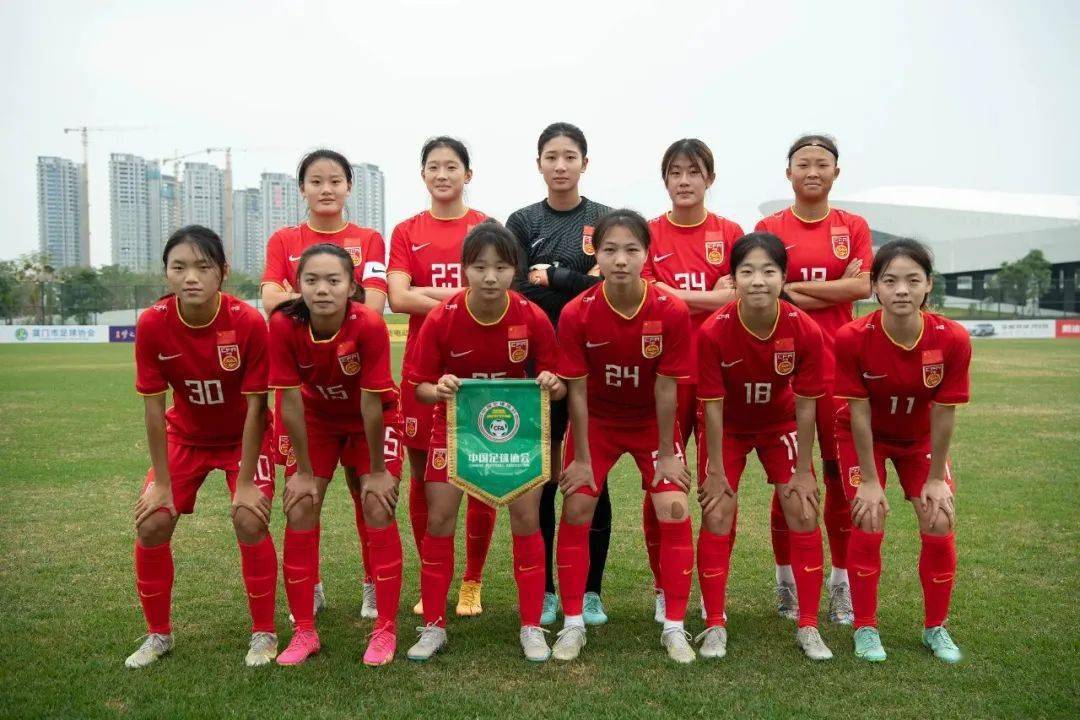 豪情万丈!女足运动员豪取一胜! 豪情万丈!女足运动员豪取一胜!