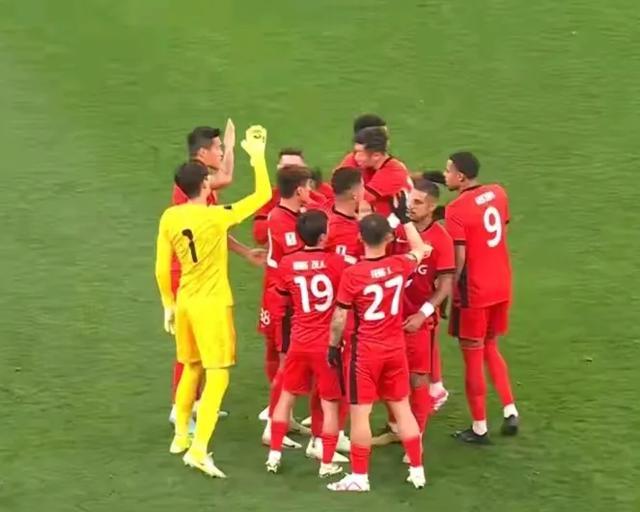 红红火火中超联赛,豪门球队谁能摘取最后桂冠 红红火火中超联赛,豪门球队谁能摘取最后桂冠