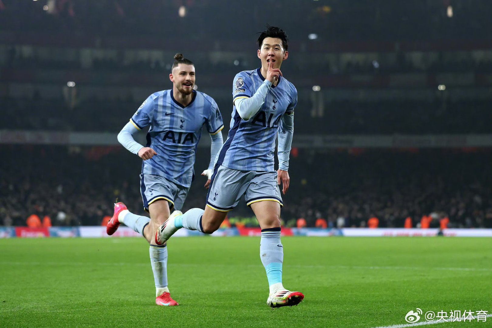 阿森纳主场击败西布朗,逆袭告捷 阿森纳主场击败西布朗,逆袭告捷