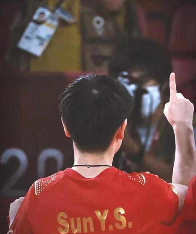 丹麦运动员勇攀高峰,闪耀赛场 丹麦运动员勇攀高峰,闪耀赛场