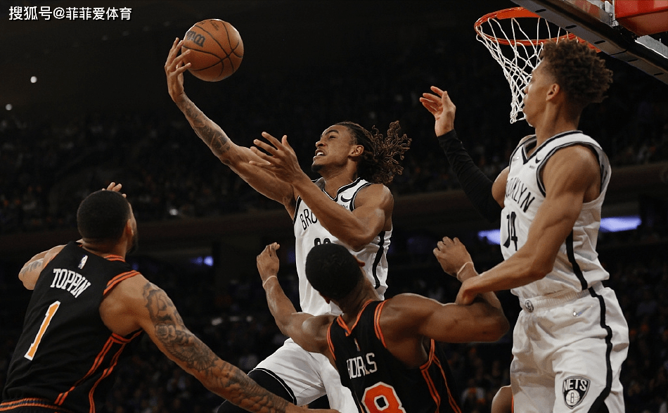 PG电子官网入口-比赛中出现逆转，球迷情绪起伏不定