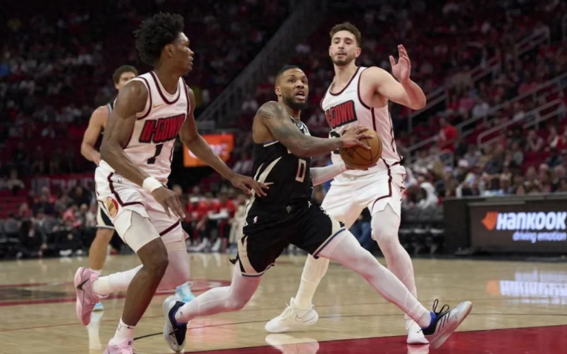 雄鹿主场大胜老鹰,取得三连胜 雄鹿主场大胜老鹰,取得三连胜