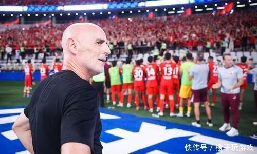 PG电子官网入口-莱斯特城大胜对手，强势登顶积分榜