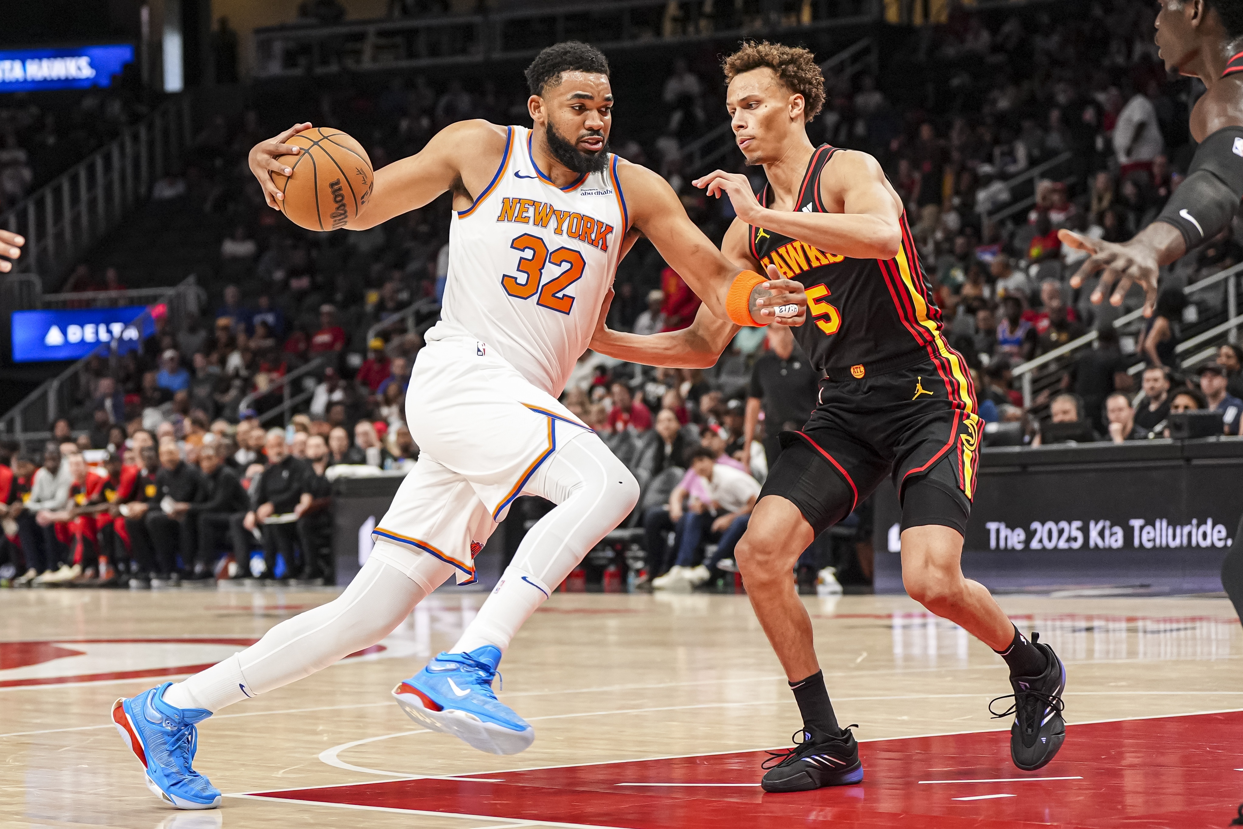 尼克斯球员合力防守获得胜利 尼克斯球员合力防守获得胜利